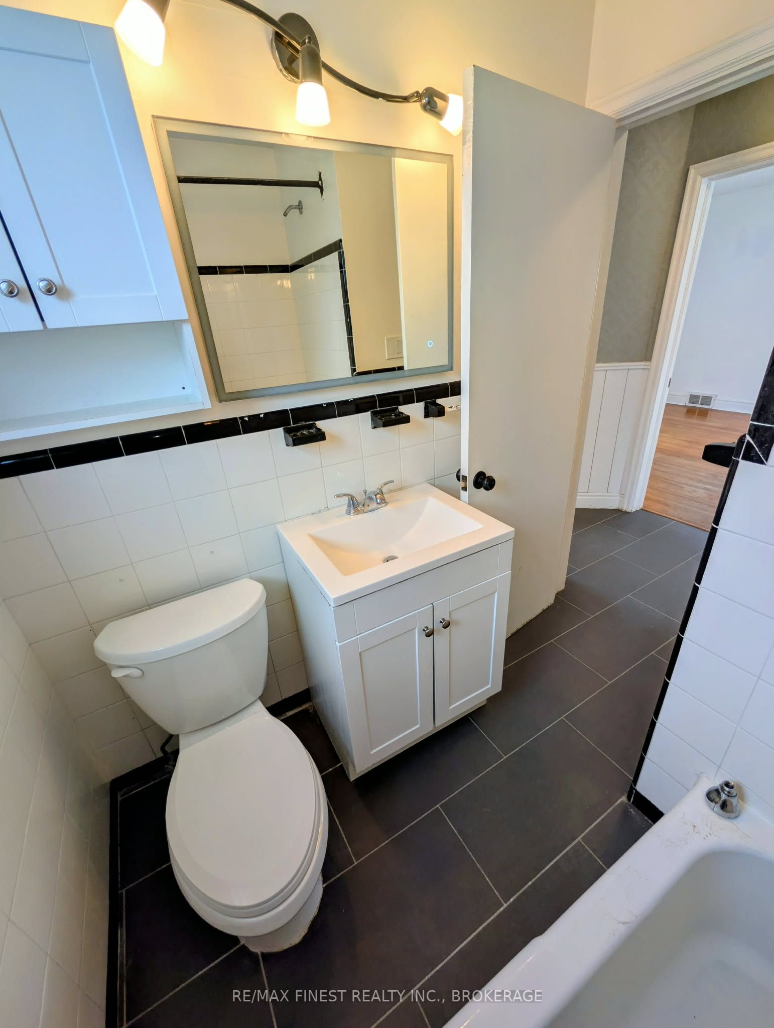 Additional image 6 of 155 Carruthers Avenue, Kingston, ON, K7L 1M8
