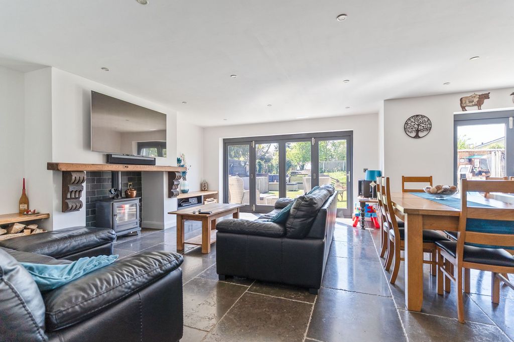 Additional image 8 of 4 bed detached house for saleUndy, Caldicot NP26