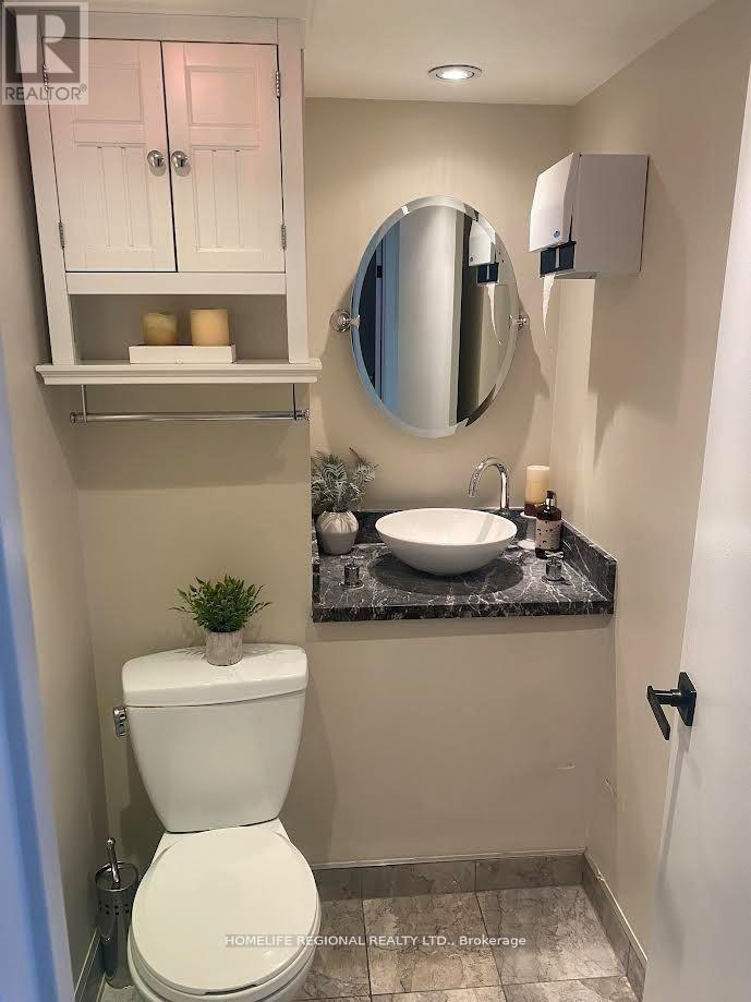 Additional image 3 of 823 College Street, Toronto, ON, M6G1C9