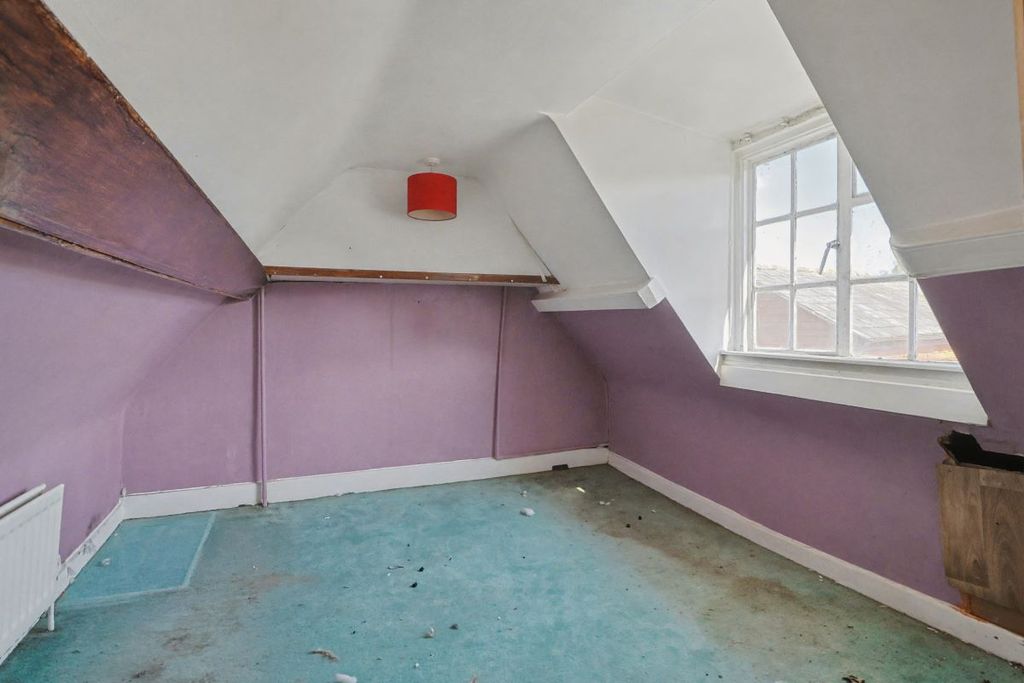 Additional image 7 of 3 bed flat for saleFlat 6 Blandford House, 47 East Street, Blandford Forum, Dorset DT11