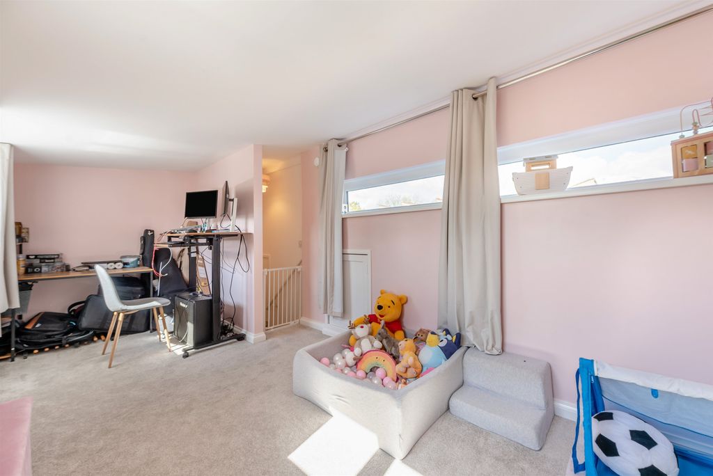 Additional image 10 of 3 bed end terrace house for saleRedwood Close, Bulwark, Chepstow, Monmouthshire NP16
