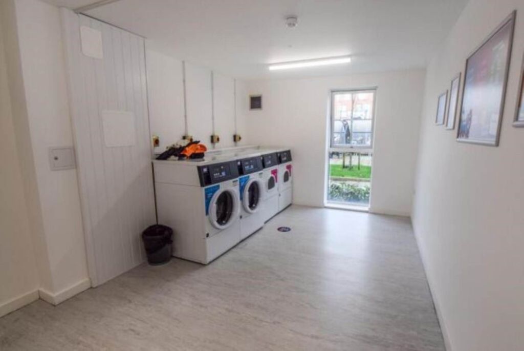 Additional image 6 of 1 bed flat for saleLondon Road, Newcastle Under Lyme ST5