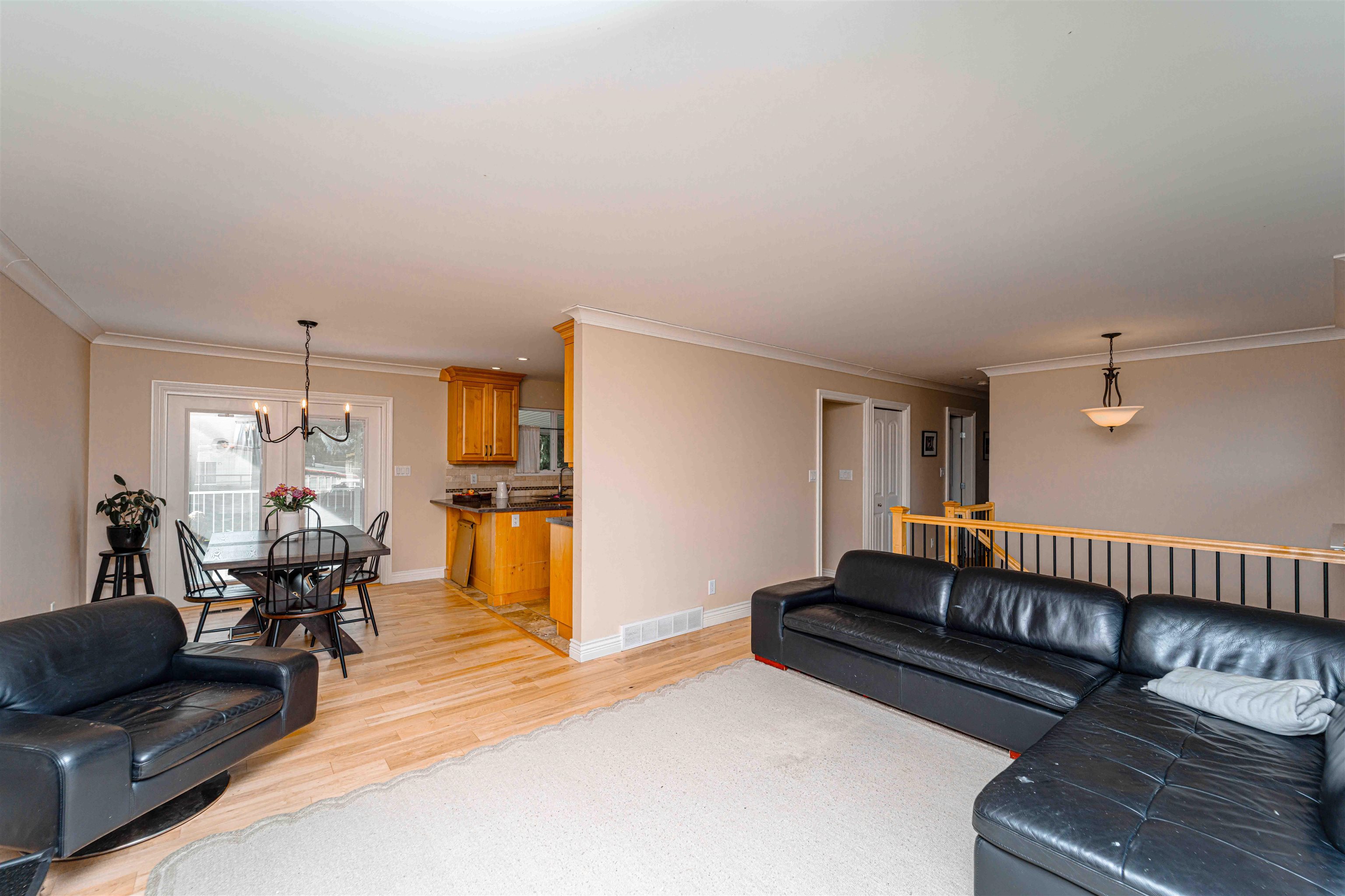 Additional image 5 of 33450 Huggins Avenue, Abbotsford, BC, V2S 2R7