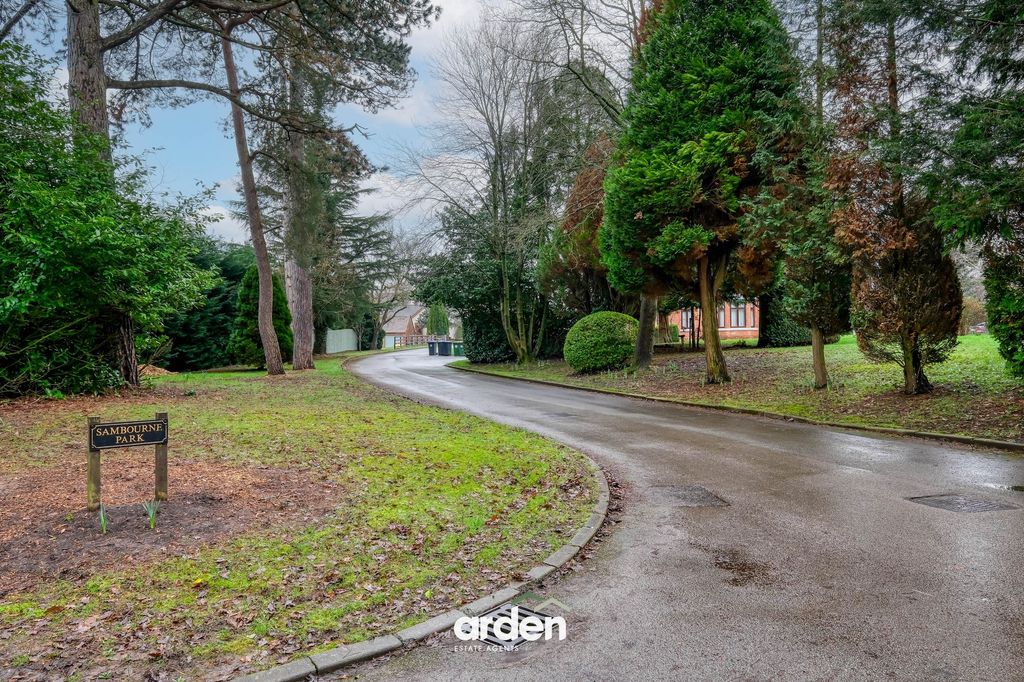 Additional image 2 of 2 bed flat for saleSambourne Lane, Sambourne B96