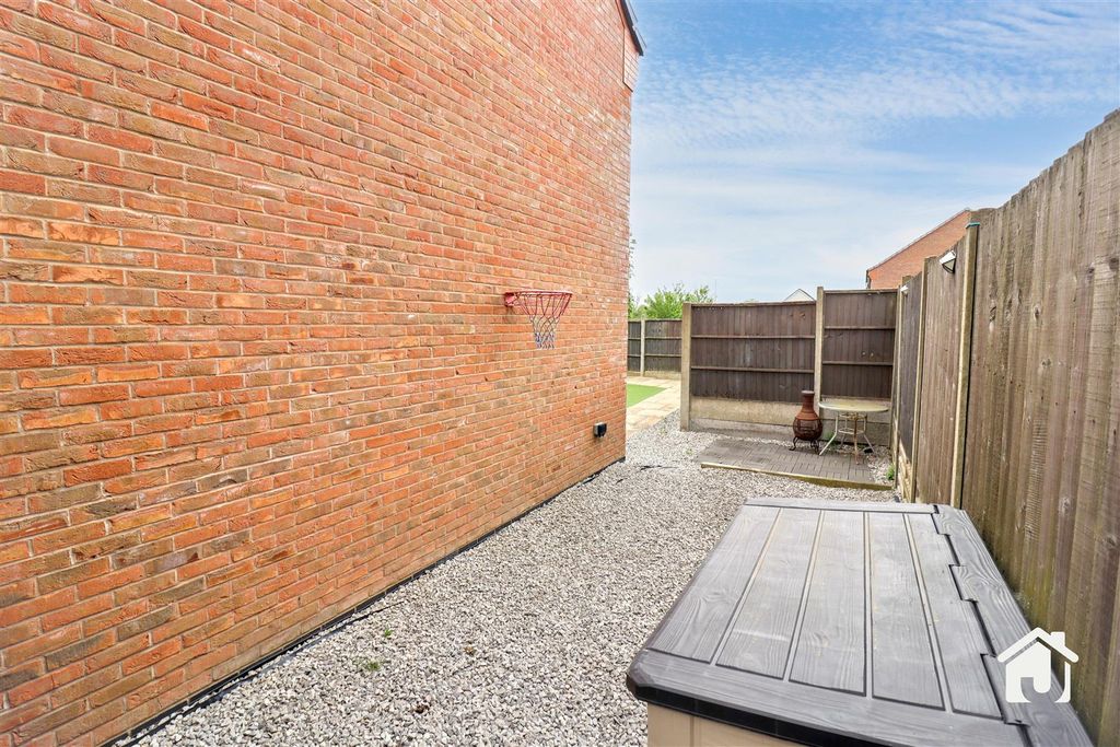 Additional image 25 of 3 bed semi-detached house for saleLondon Road, Markfield, Leicestershire LE67