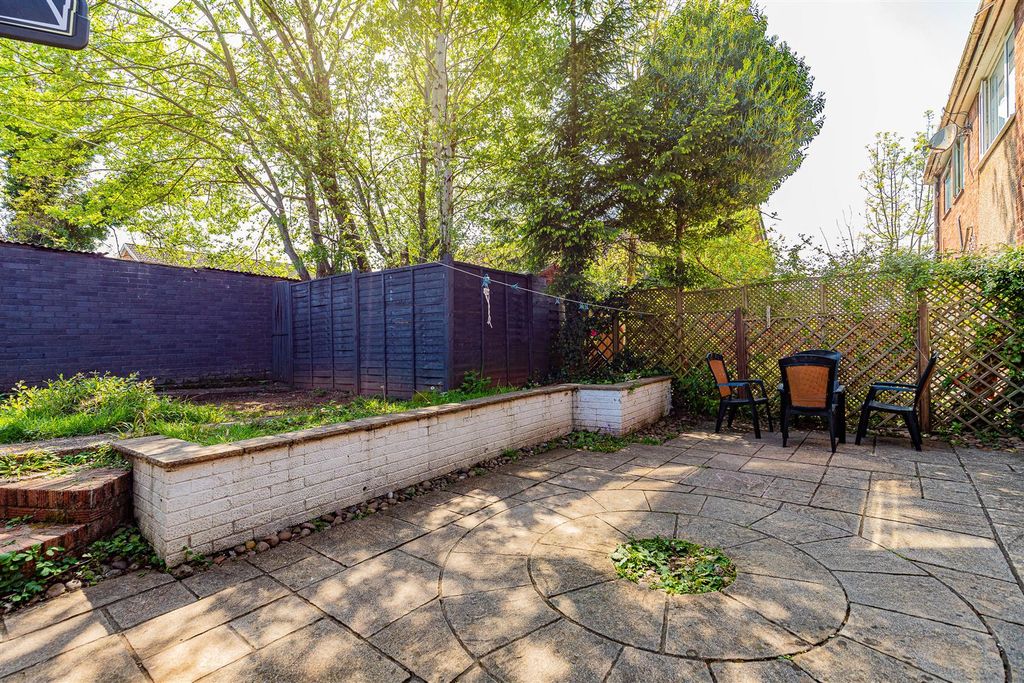 Additional image 8 of 3 bed maisonette for saleGwynant Crescent, Lakeside, Cardiff CF23
