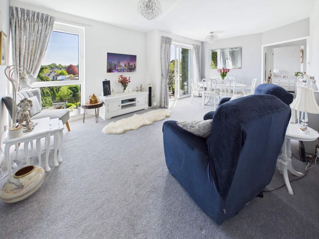 2 bed flat for saleLynwood Court, Drysgol Road, Radyr, Cardiff. CF15