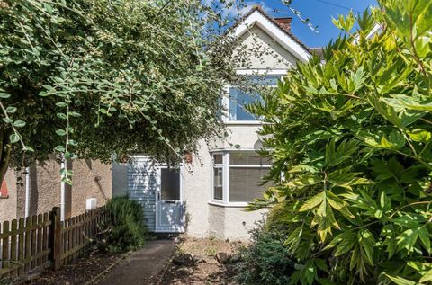 Coniston Avenue, Headington, Oxford OX3