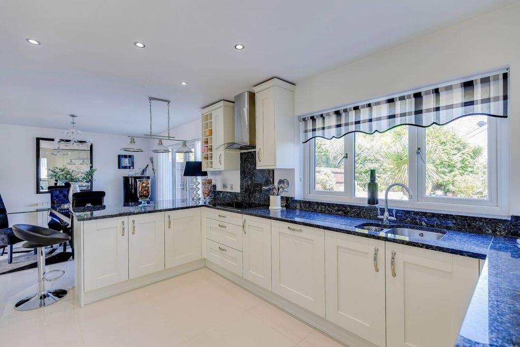 Additional image 16 of 4 bed detached house for saleWern Fawr Lane, Old St Mellons, Cardiff CF3