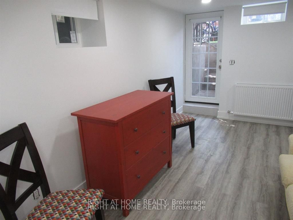 Additional image 3 of Lower-272 Roxton Road, Toronto, ON, M6G 3P9