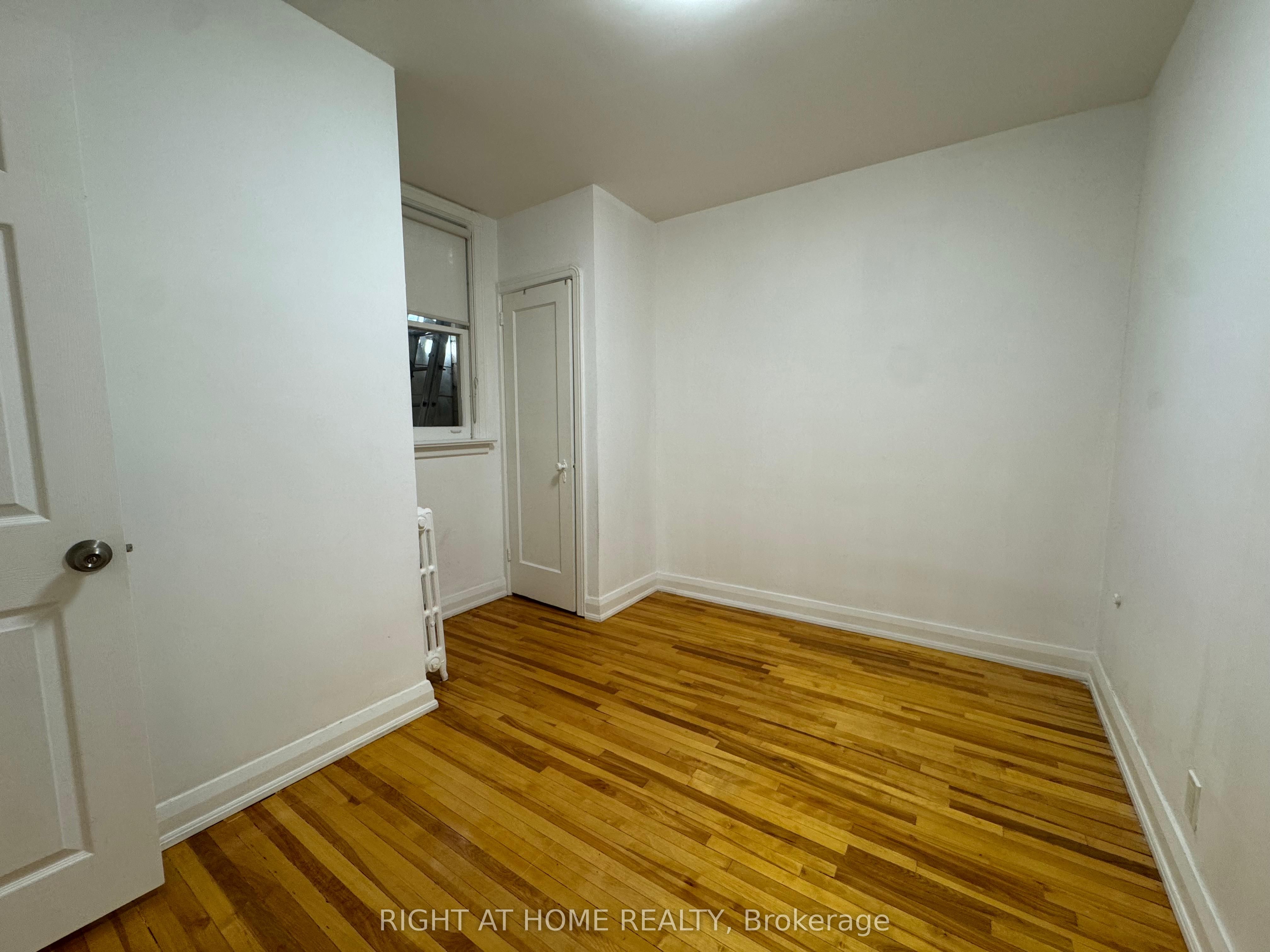 Additional image 6 of 2nd Floor-2879 St Clair Avenue E, Toronto, ON, M4B 1N4