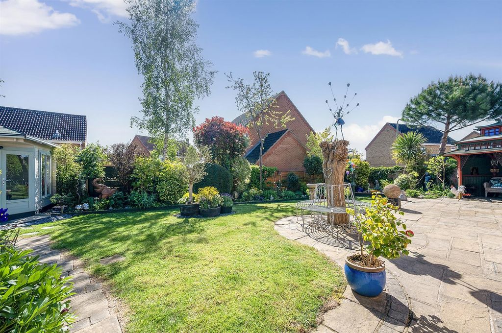 Additional image 19 of 7 bed detached house for saleBorkum Close, Andover SP10