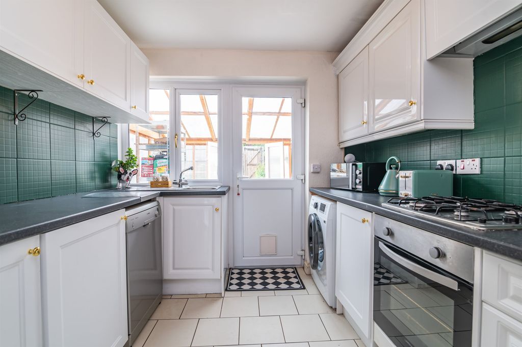 Additional image 7 of 2 bed bungalow for saleOak Close, Bulwark, Chepstow, Monmouthshire NP16