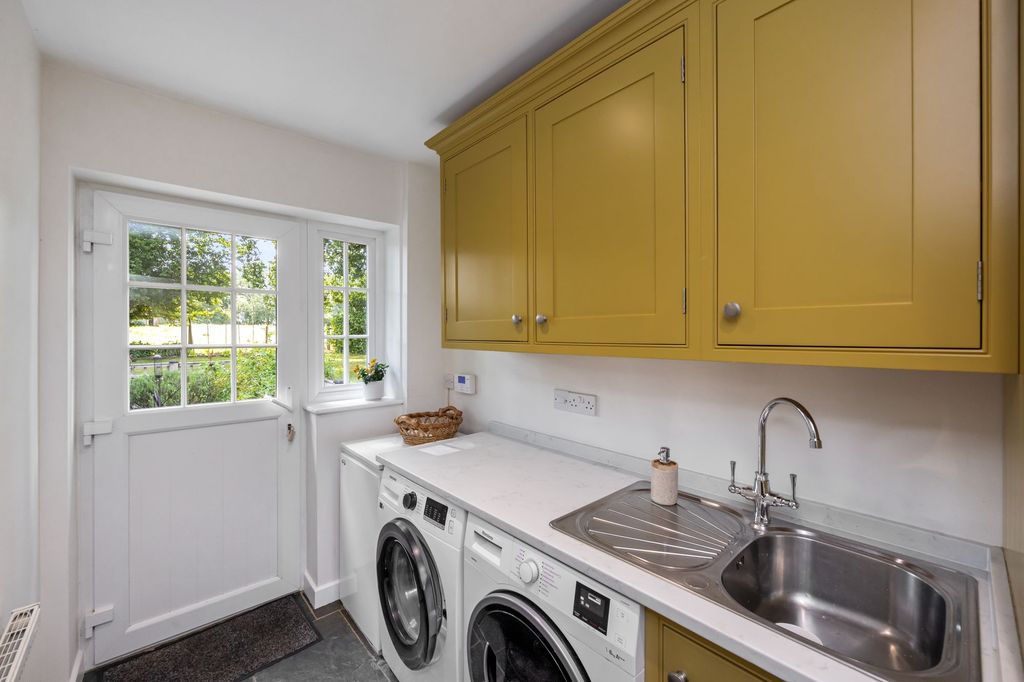Additional image 8 of 4 bed detached house for saleLordings Road, Billingshurst RH14