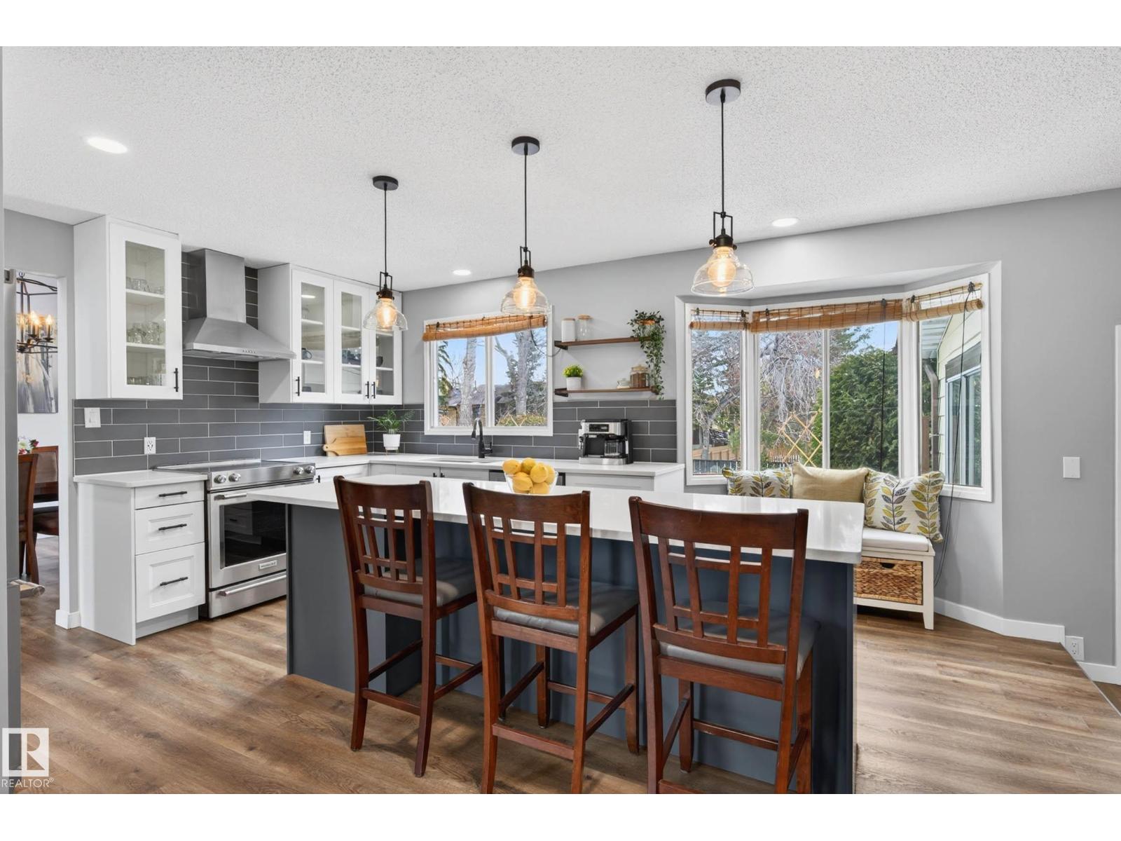 Additional image 4 of 6118 37a Avenue NW, Edmonton, AB, T6L1H4