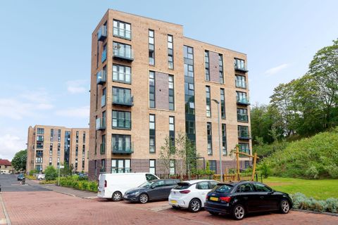 Dorchester Avenue, Kelvindale, Glasgow G12