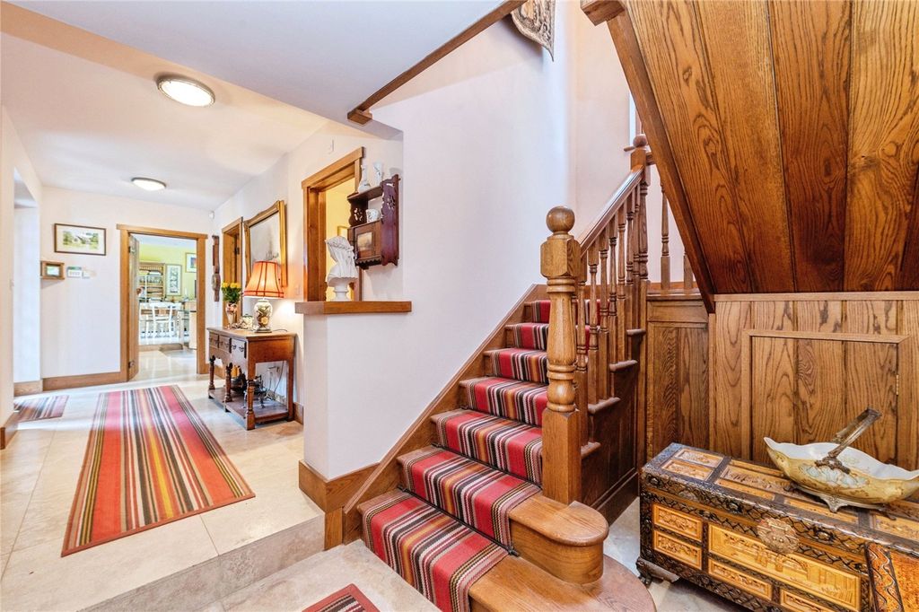 Additional image 4 of 4 bed detached house for saleChurch Street, Billericay, Essex CM11
