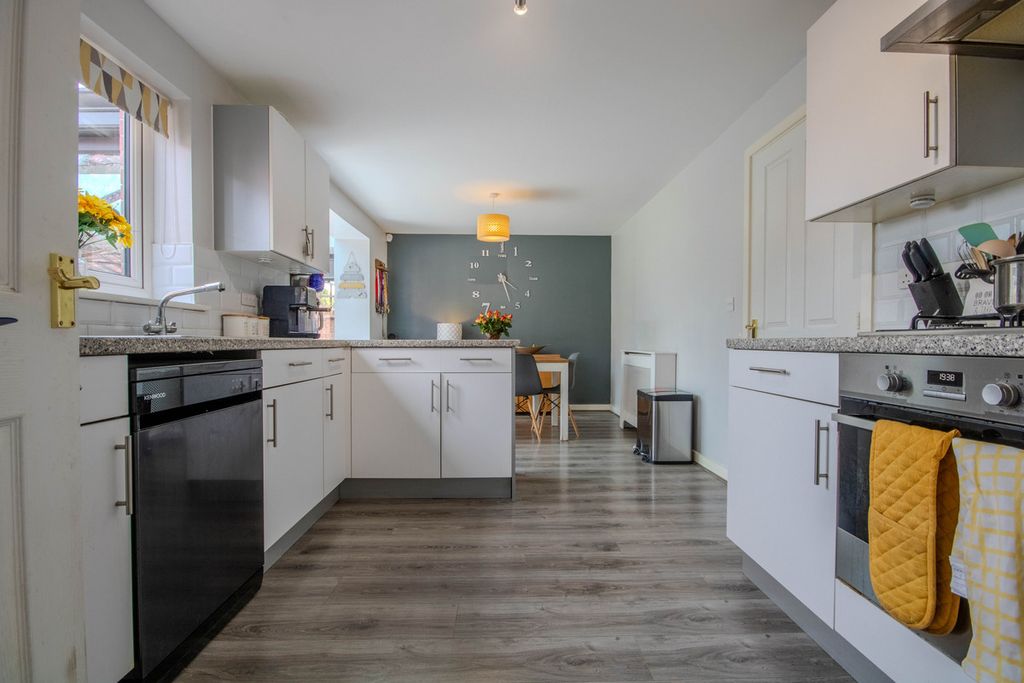 Additional image 8 of 4 bed detached house for saleChurch Road, Cardiff CF3