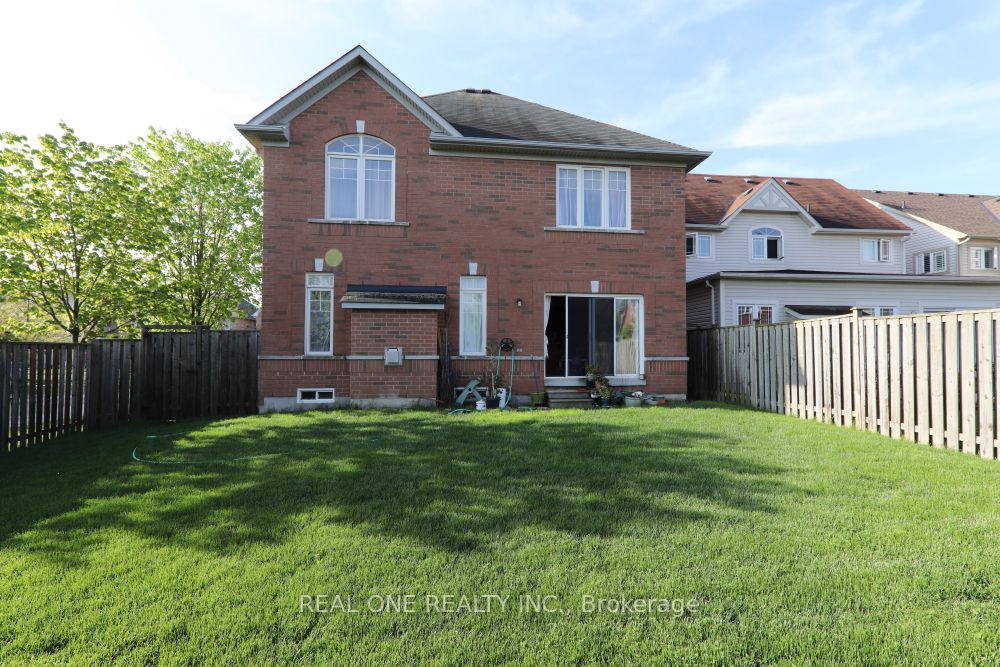Additional image 3 of 29 Duckfield Crescent, Ajax, ON, L1Z 2C7