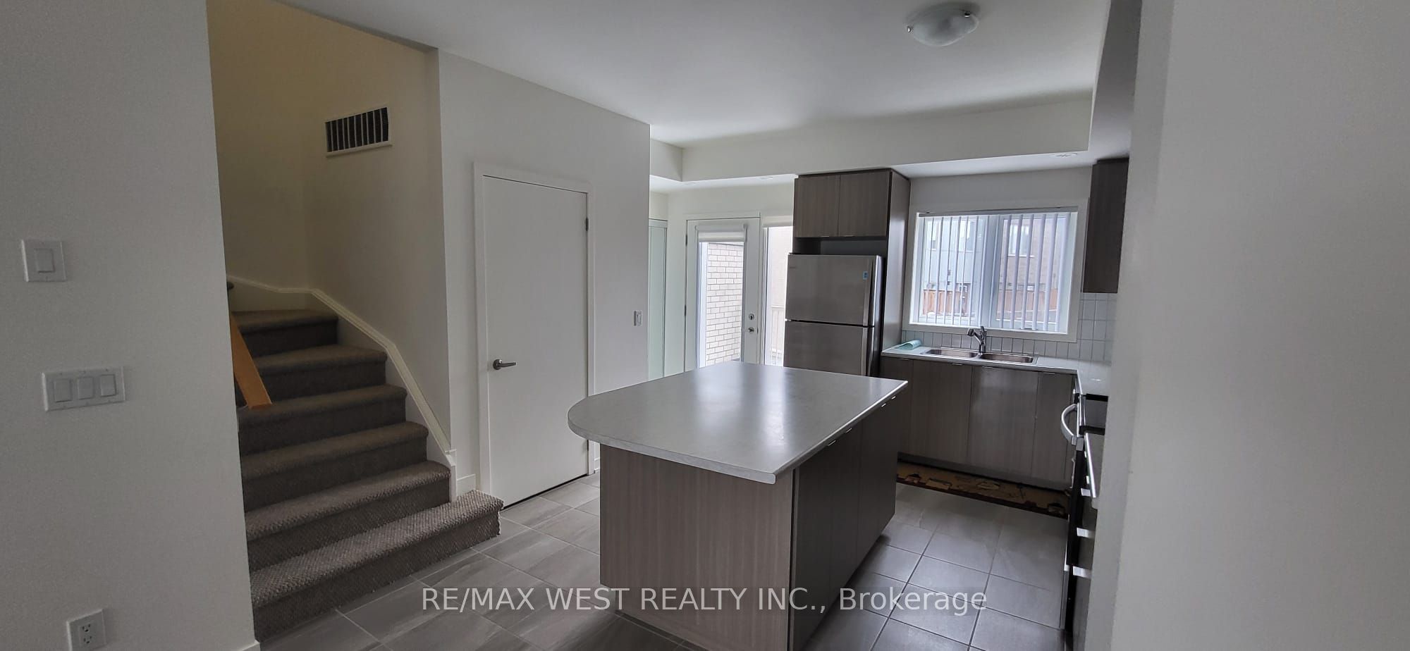 Additional image 3 of 606-1525 Kingston Road, Pickering, ON, L1V 0E9