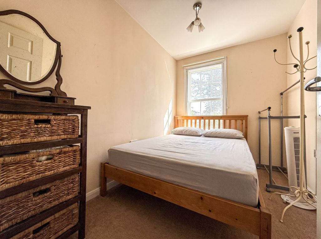 Additional image 6 of 2 bed flat for saleFriary Wall, Horsepond Lane, Friarn Street, Bridgwater, Somerset TA6