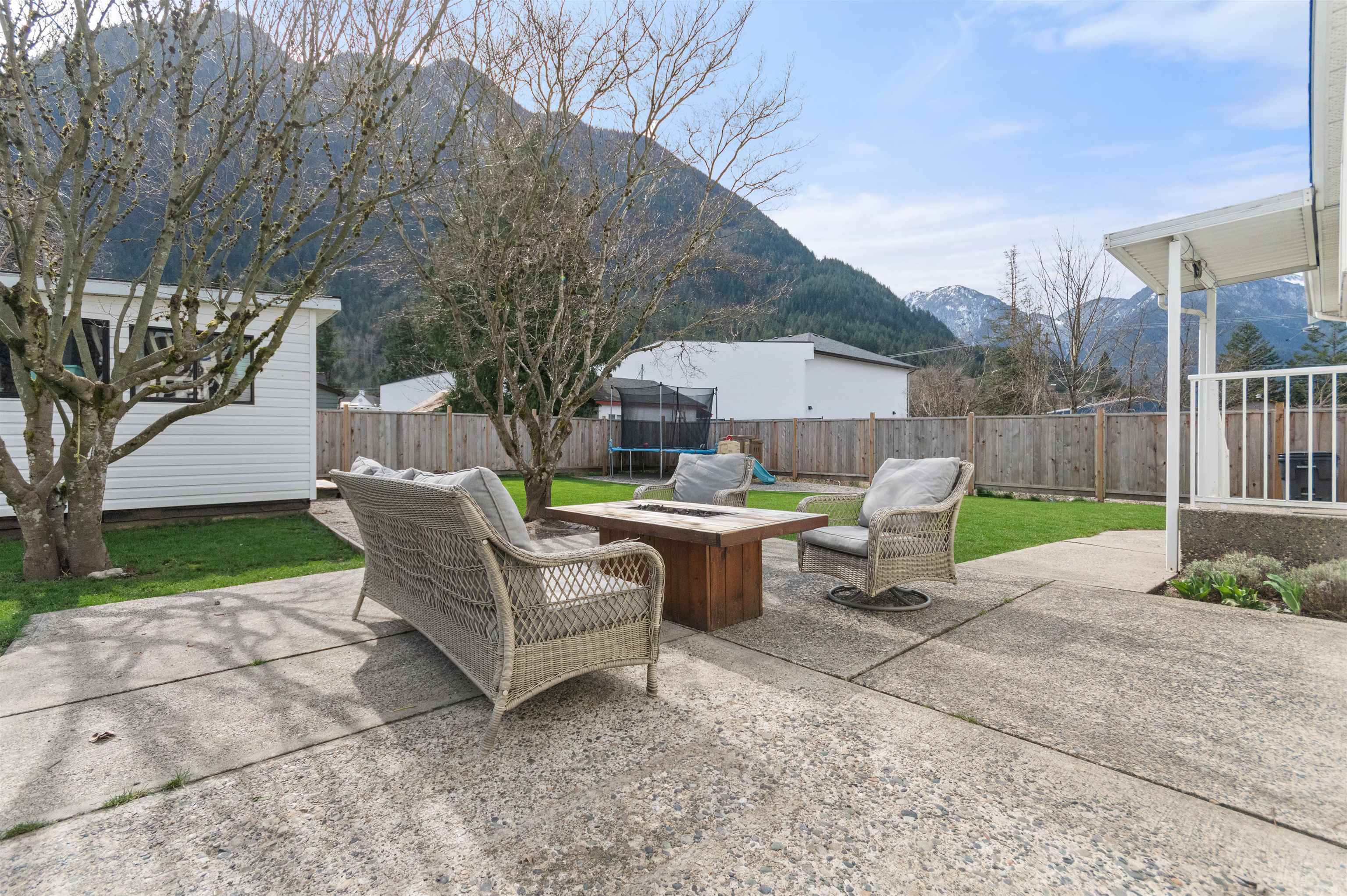 Additional image 3 of 522 Raab Street, Hope, BC, V0X 1L4