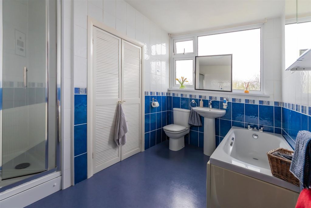 Additional image 15 of 3 bed property for saleBirchfield Crescent, Victoria Park, Cardiff CF5