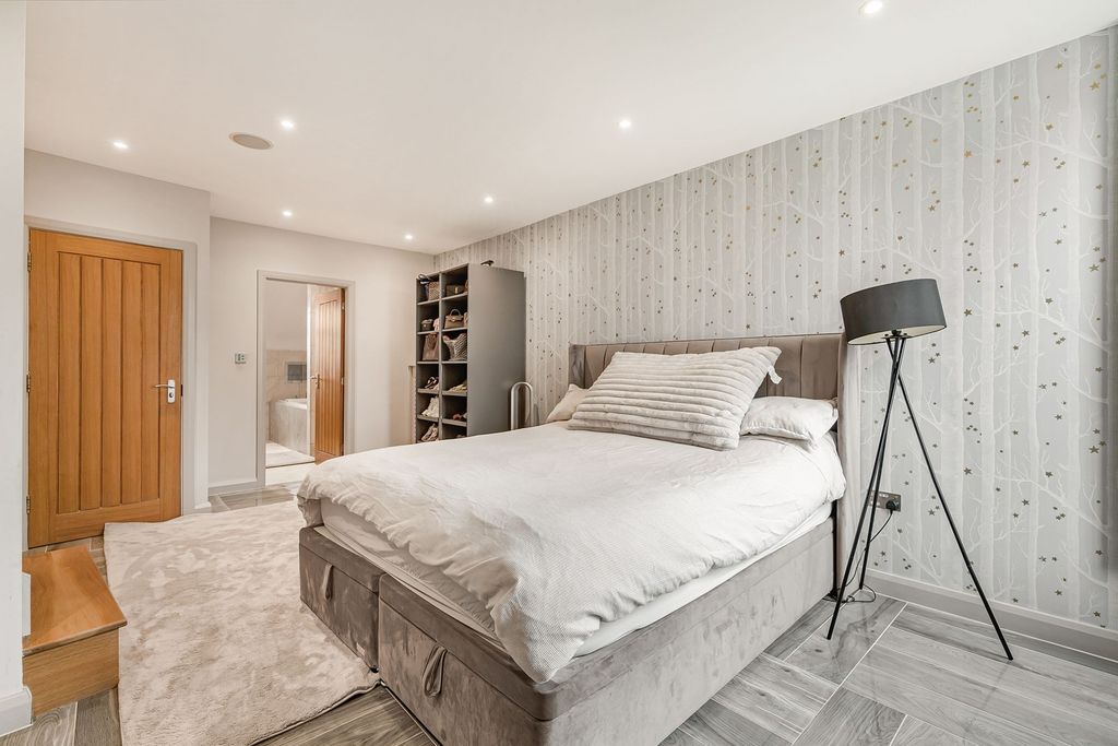 Additional image 18 of 3 bed terraced house for saleMerrymans Lane, Alderley Edge SK9