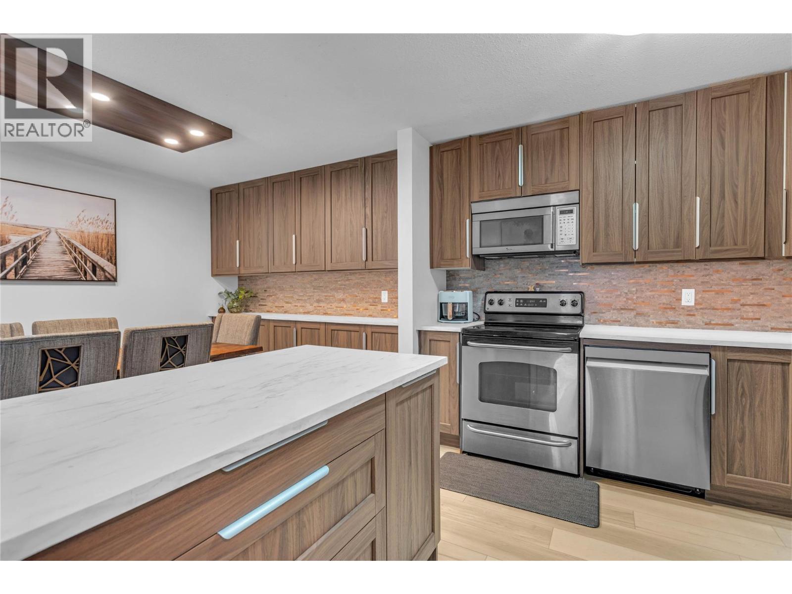Additional image 4 of 110A-735 Cook Road, Kelowna, BC, V1W3G6