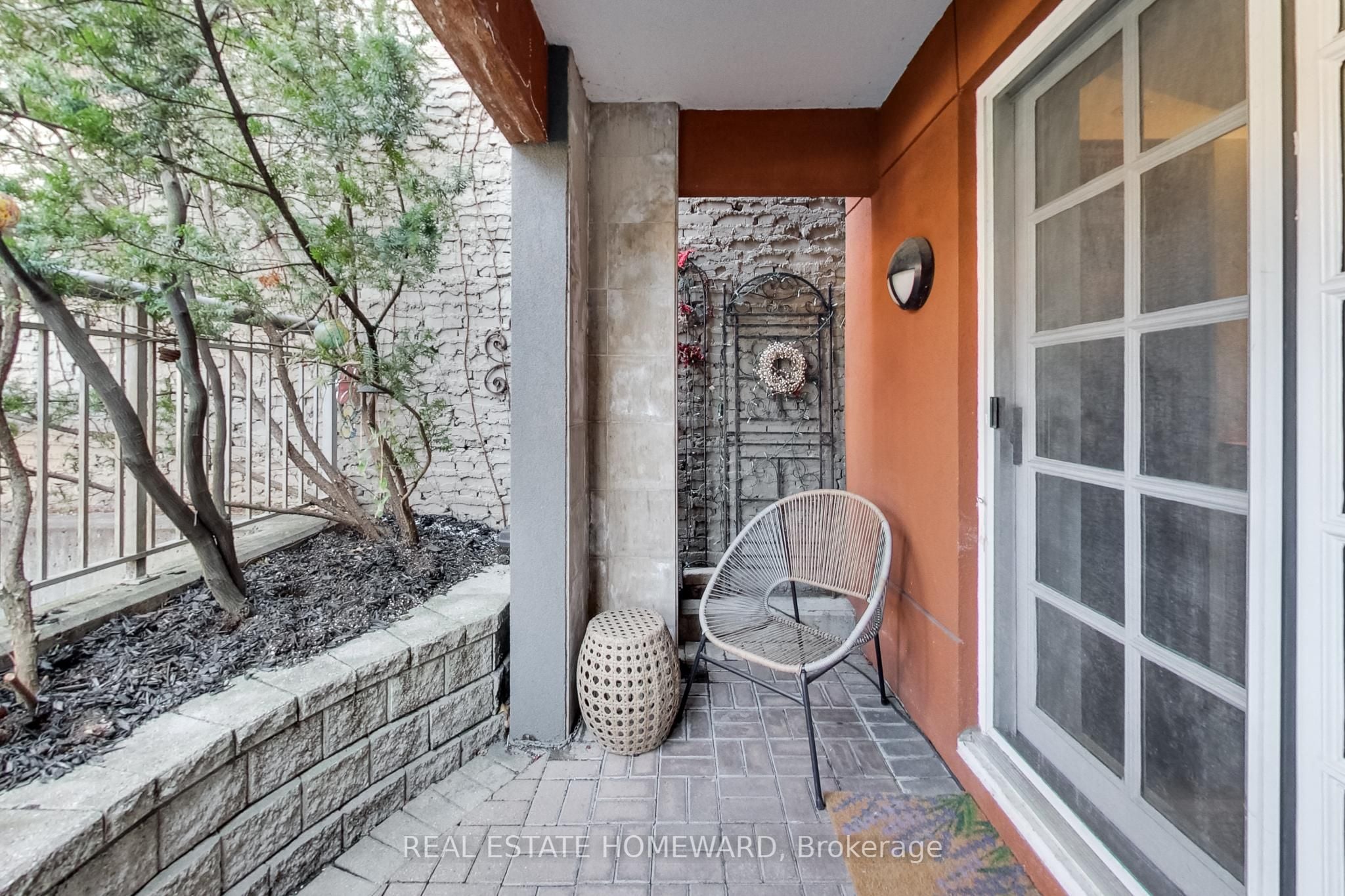 Additional image 6 of 101-2371 Queen Street E, Toronto, ON, M4E 1H2