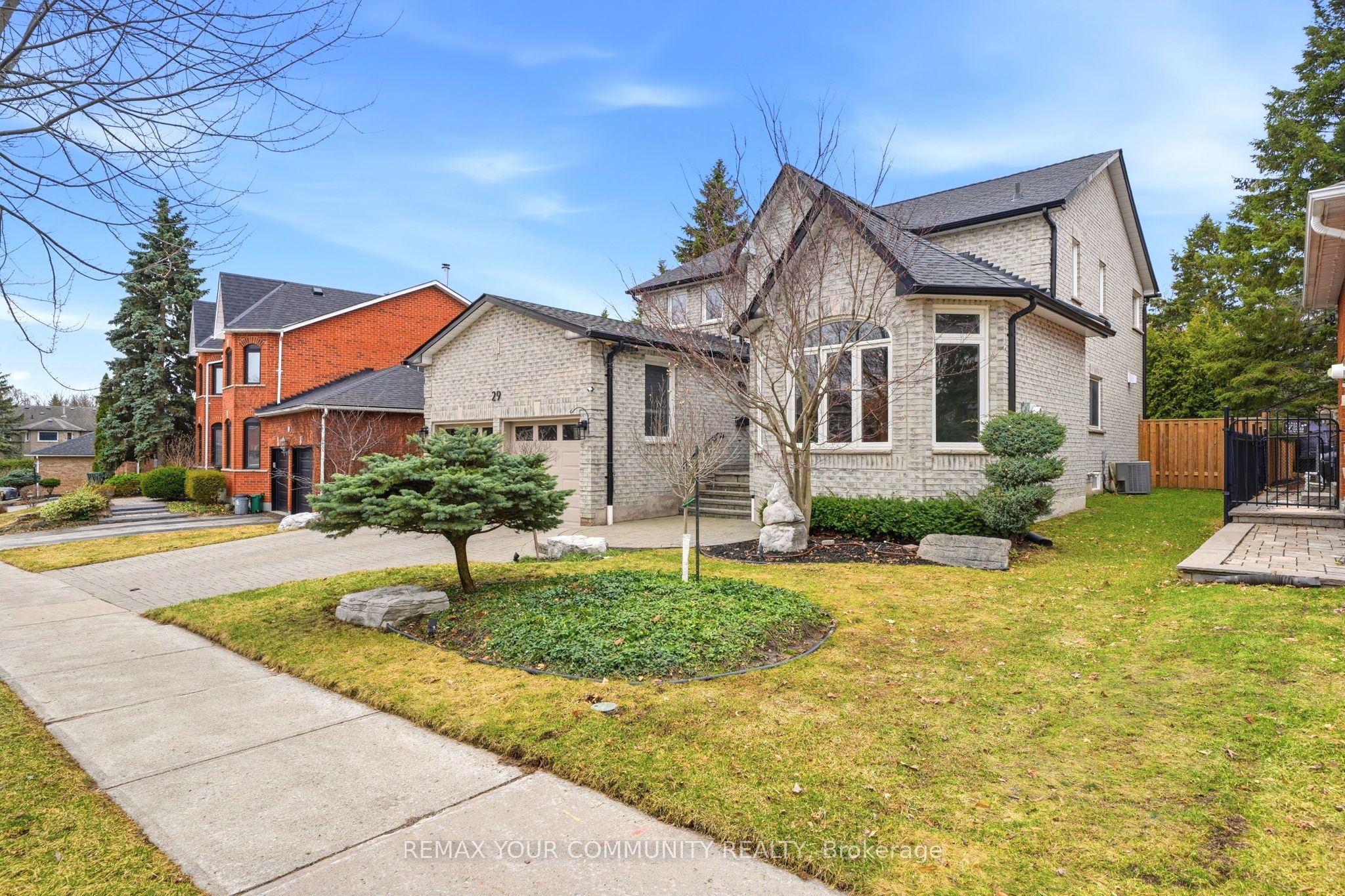 Additional image 3 of 29 Mcgee Crescent, Aurora, ON, L4G 6L8