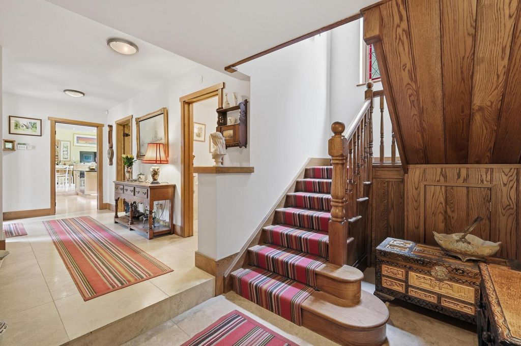 Additional image 4 of 4 bed detached house for saleChurch Street, Billericay CM11