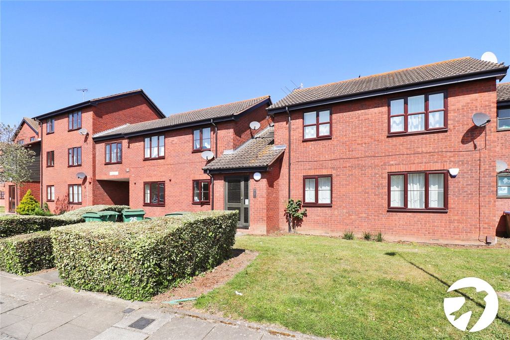 1 bed flat for saleCoptefield Drive, Belvedere DA17