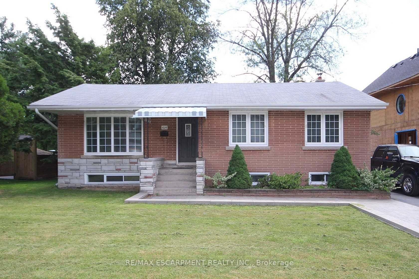 Additional image 2 of 1026 Bridge Road, Oakville, ON, L6L 2B5