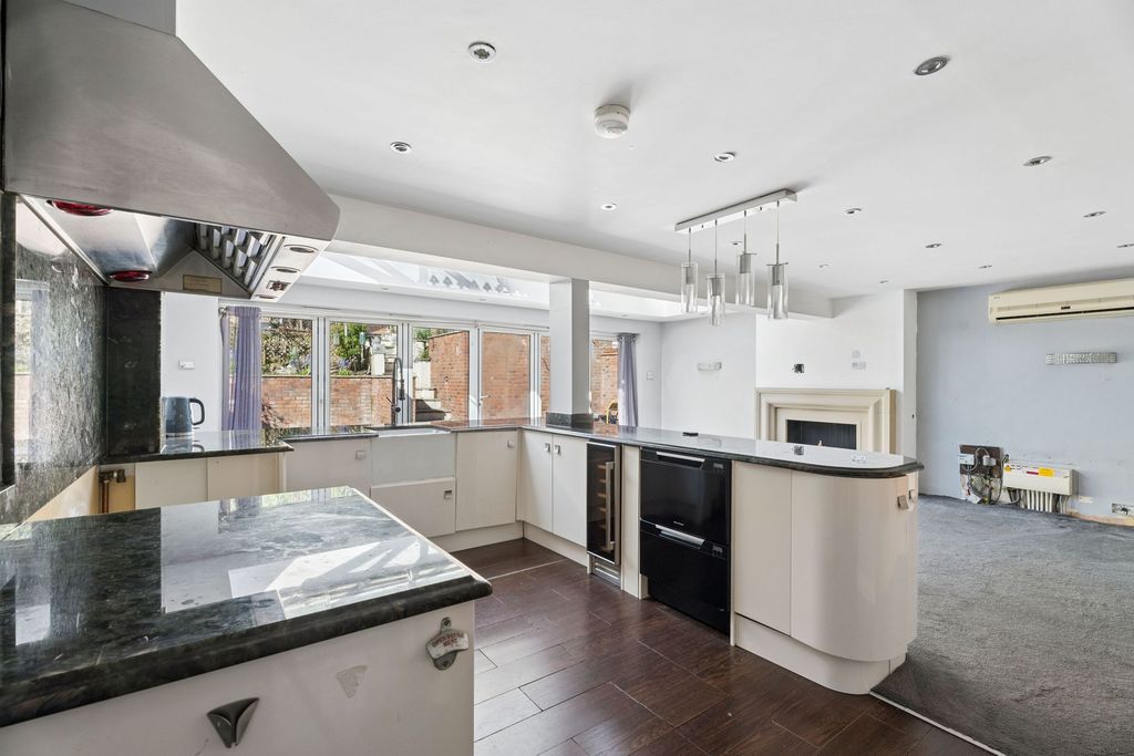 Additional image 3 of 5 bed semi-detached bungalow for saleSt Georges Drive, Carpenders Park, Watford WD19