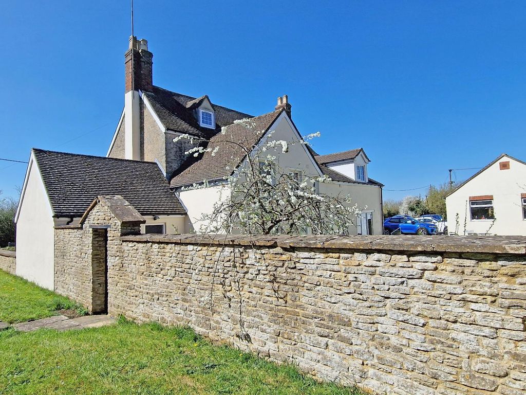 Additional image 32 of 6 bed detached house for saleFringford Road, Caversfield, Bicester OX27