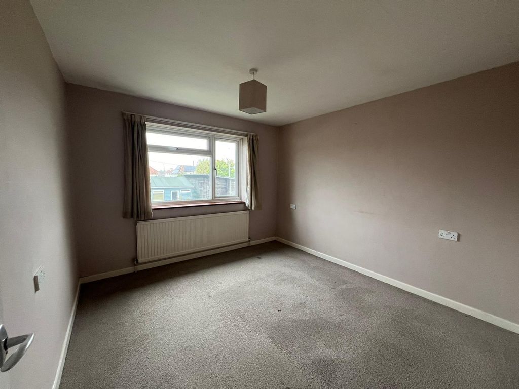 Additional image 4 of 2 bed flat for saleJennings Way, Diss IP22