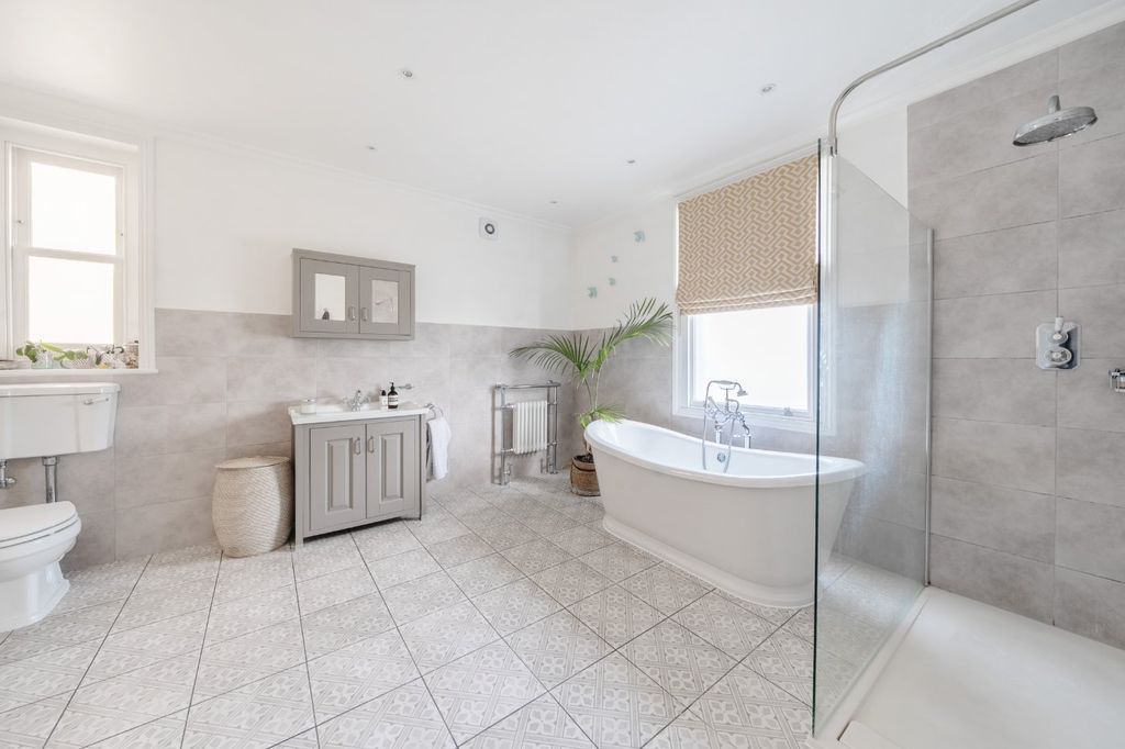 Additional image 9 of 5 bed semi-detached house for saleCedars Road, Beckenham BR3
