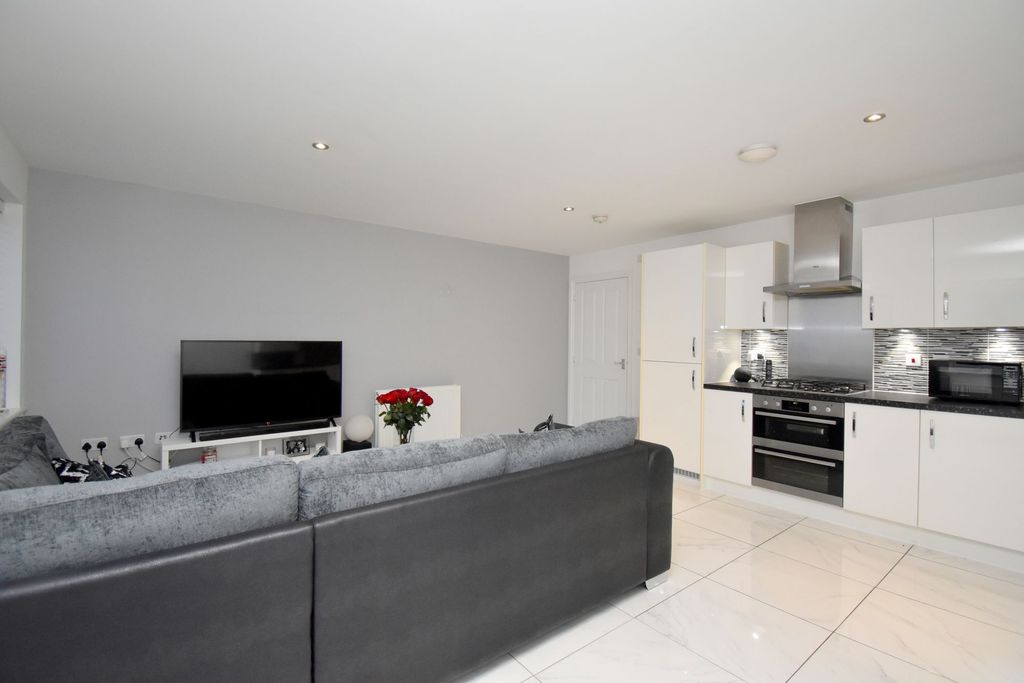 Additional image 5 of 2 bed flat for saleSullivan Court, Biggleswade SG18