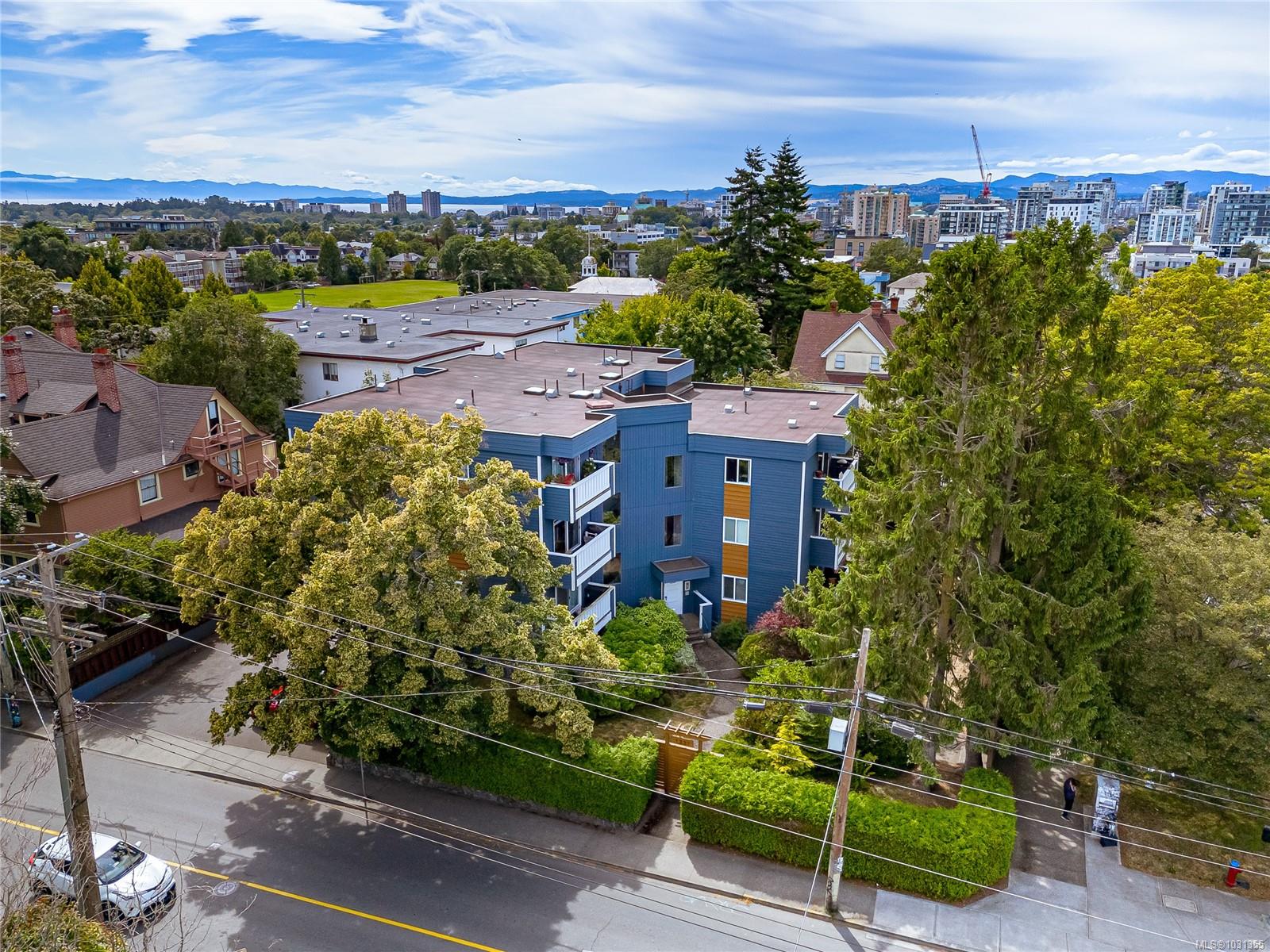 Additional image 2 of 8-1331 Johnson Street, Victoria, BC, V8W 3P2
