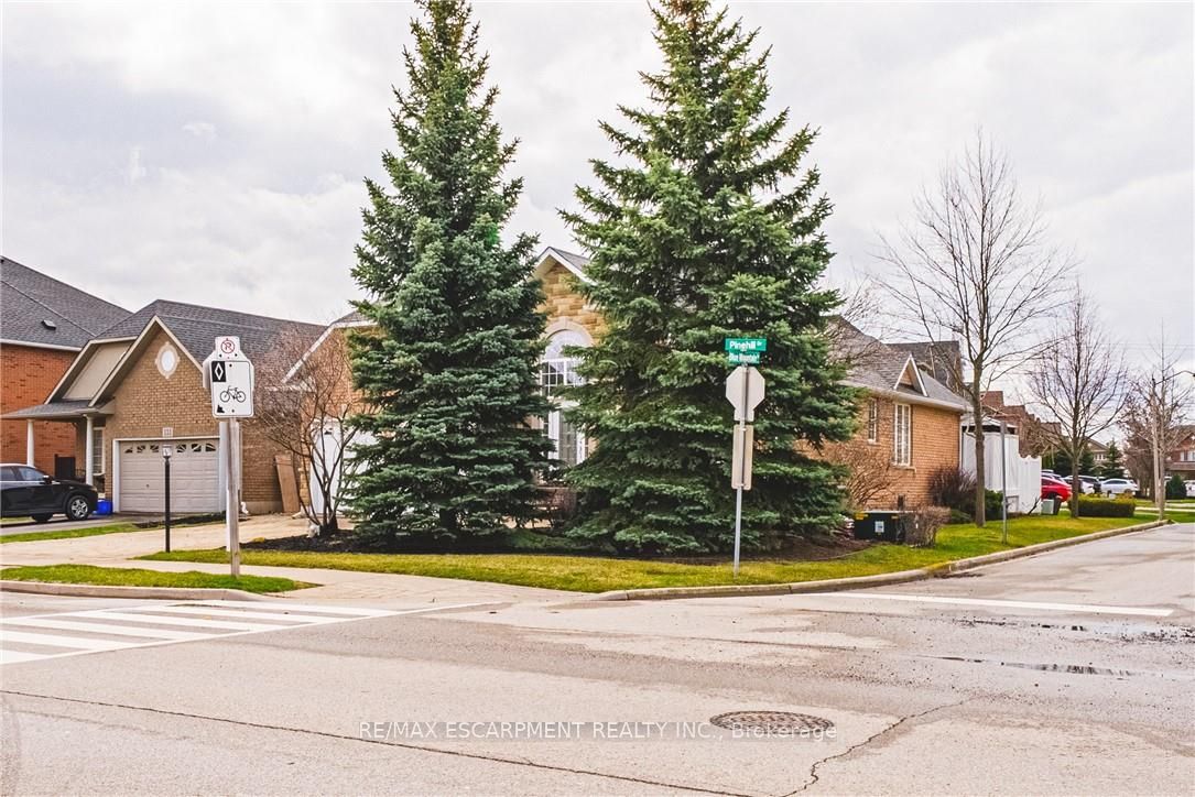 137 Pinehill Drive, Hamilton, ON, L0R 1P0 photo 3