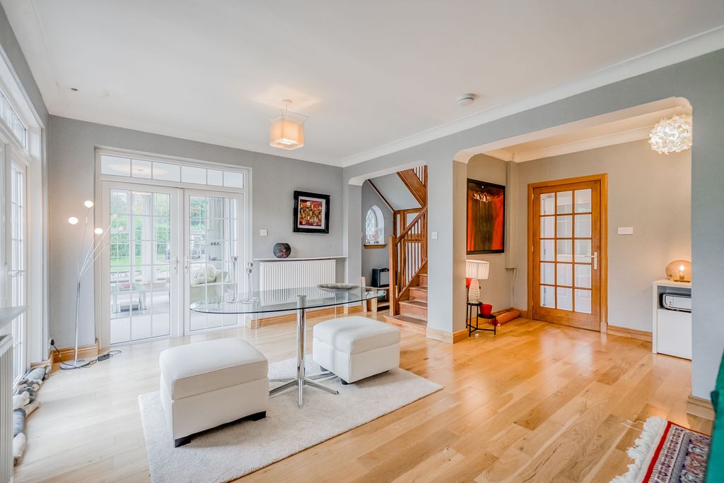 Additional image 7 of 5 bed detached house for saleThe Little House, Pier Road, Rhu G84