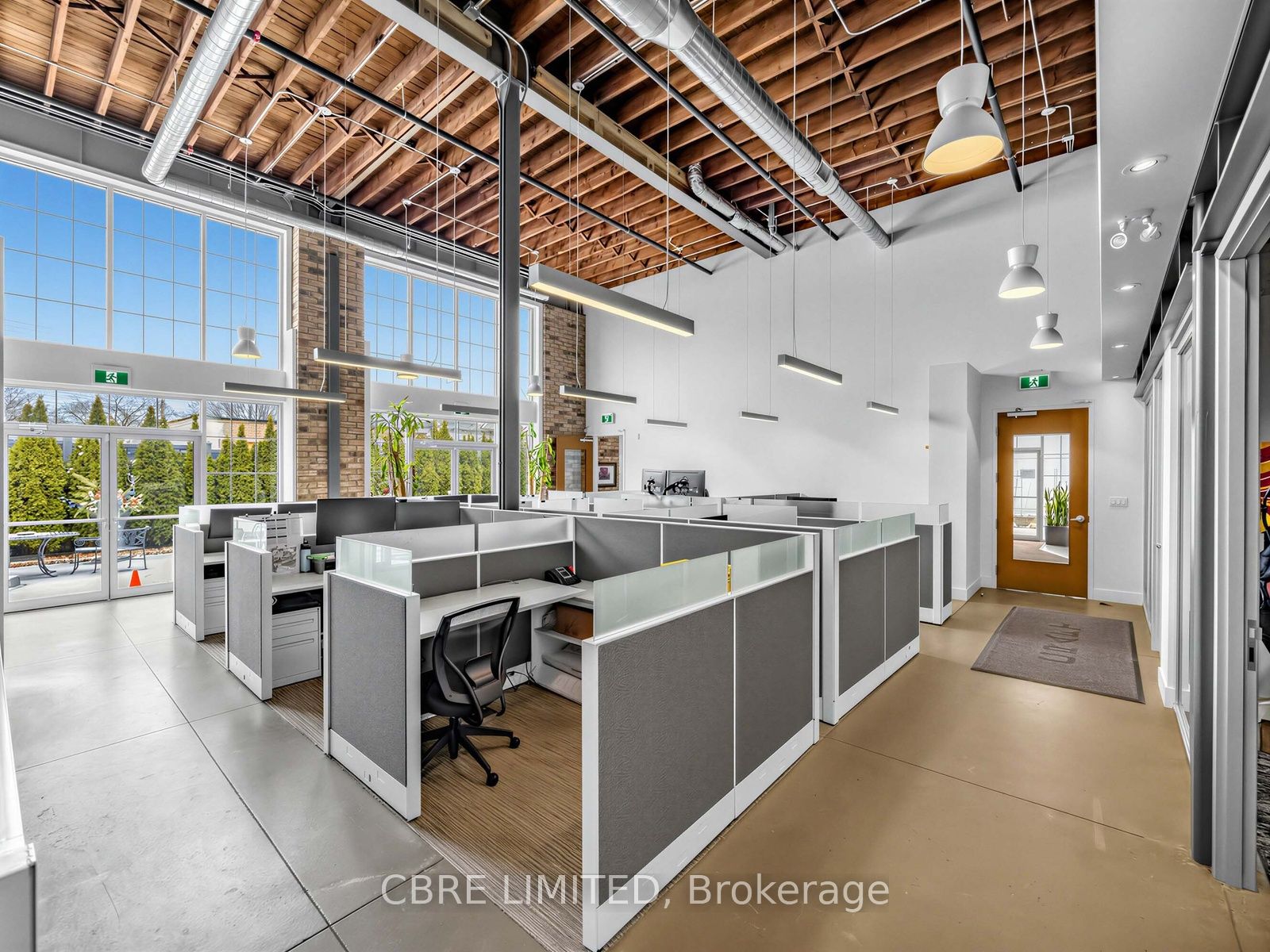 Additional image 6 of Unit 2-10 Queen Elizabeth Boulevard, Toronto, ON, M8Z 1L8