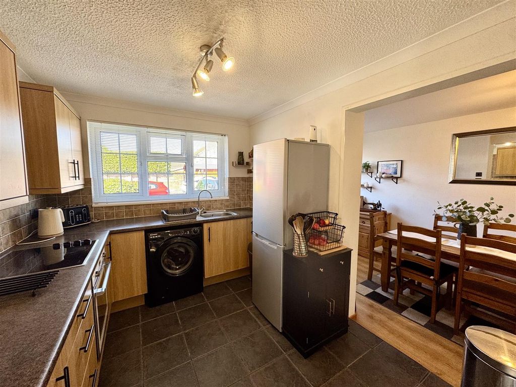 Additional image 4 of 3 bed semi-detached house for saleAcacia Avenue, Undy, Caldicot NP26