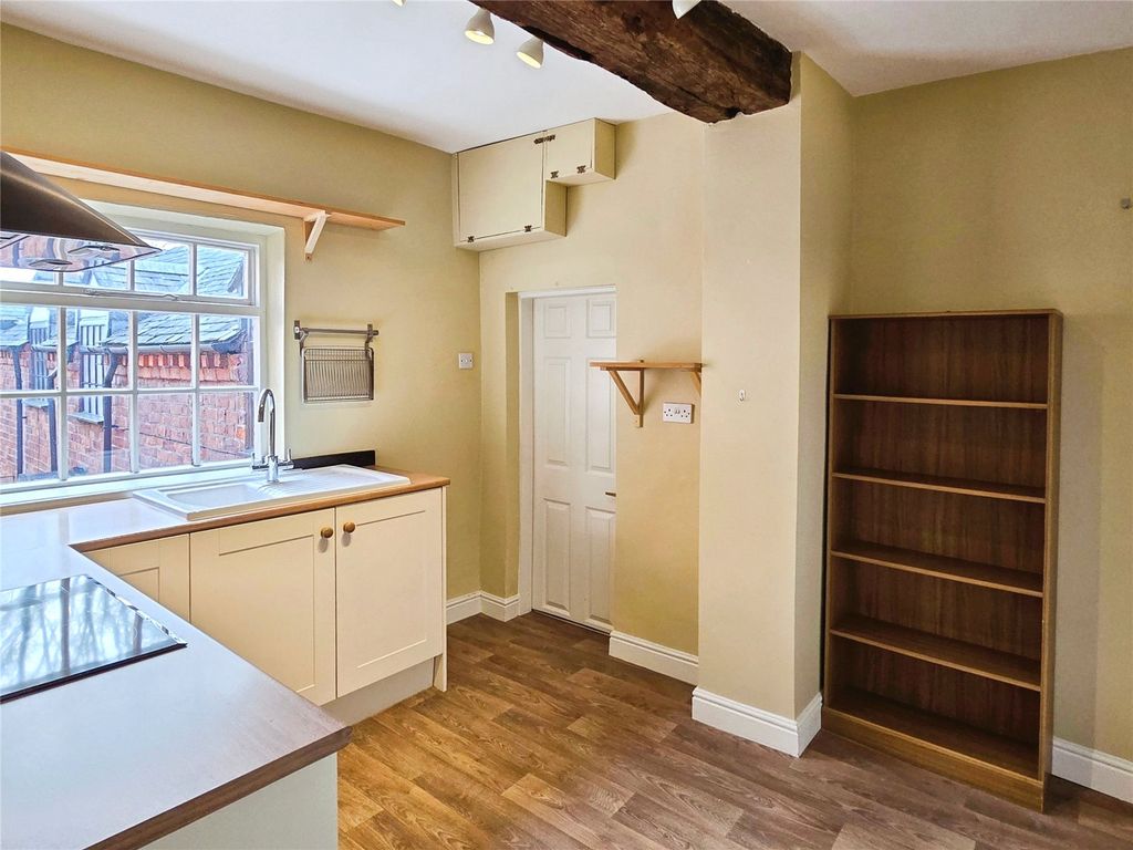 Additional image 10 of 2 bed flat for saleChurch Street, Oswestry, Shropshire SY11