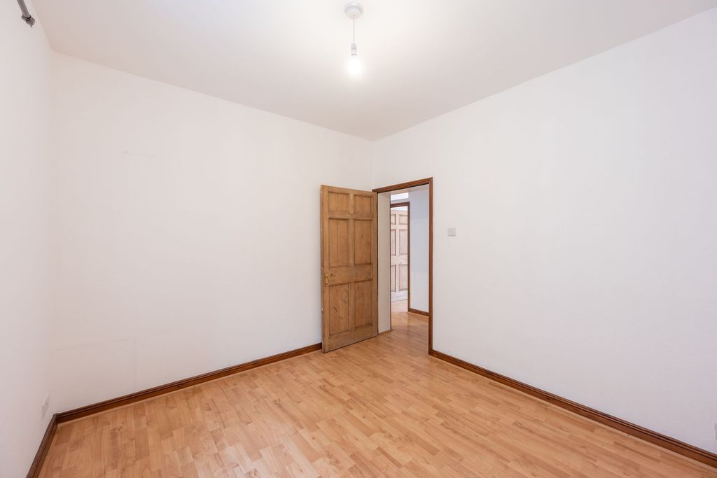 Additional image 6 of 1 bed flat for sale3B Mark Terrace, Main Street Brampton CA8