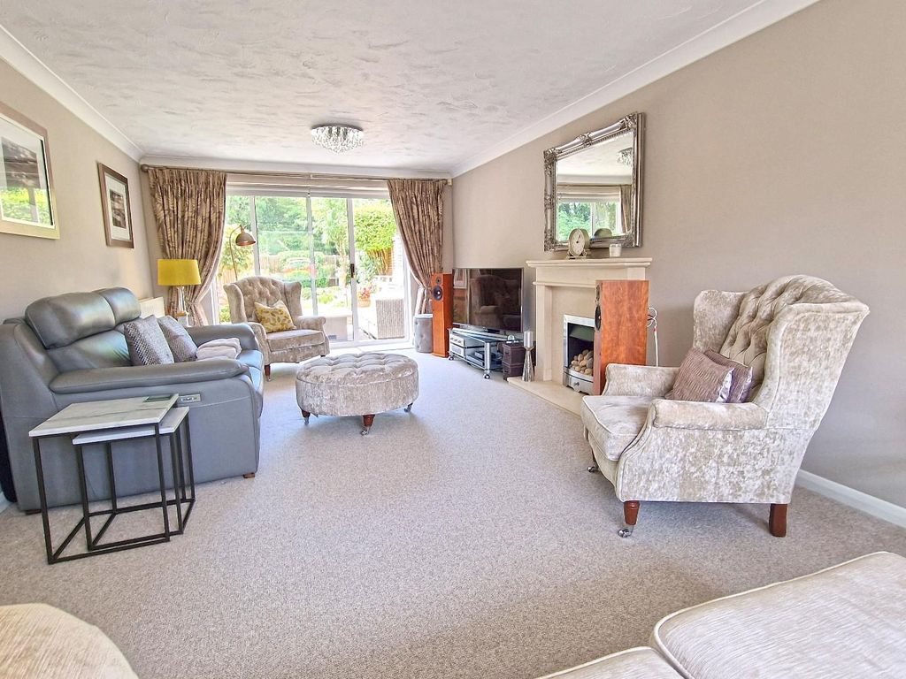 Additional image 7 of 4 bed detached house for salePrimrose Drive, Bicester OX26
