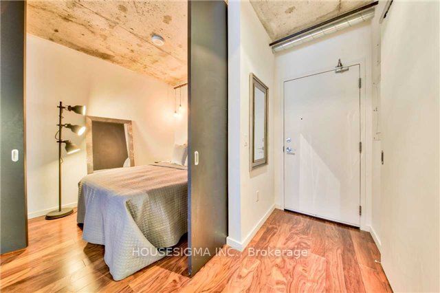 409-51 Trolley Crescent, Toronto, ON, M5A 0E9