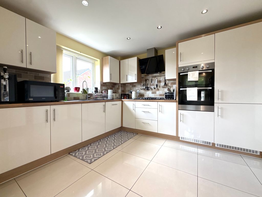 Additional image 14 of 4 bed detached house for saleMaes Y Ffion, Llwydcoed, Aberdare, Rhondda Cynon Taf CF44
