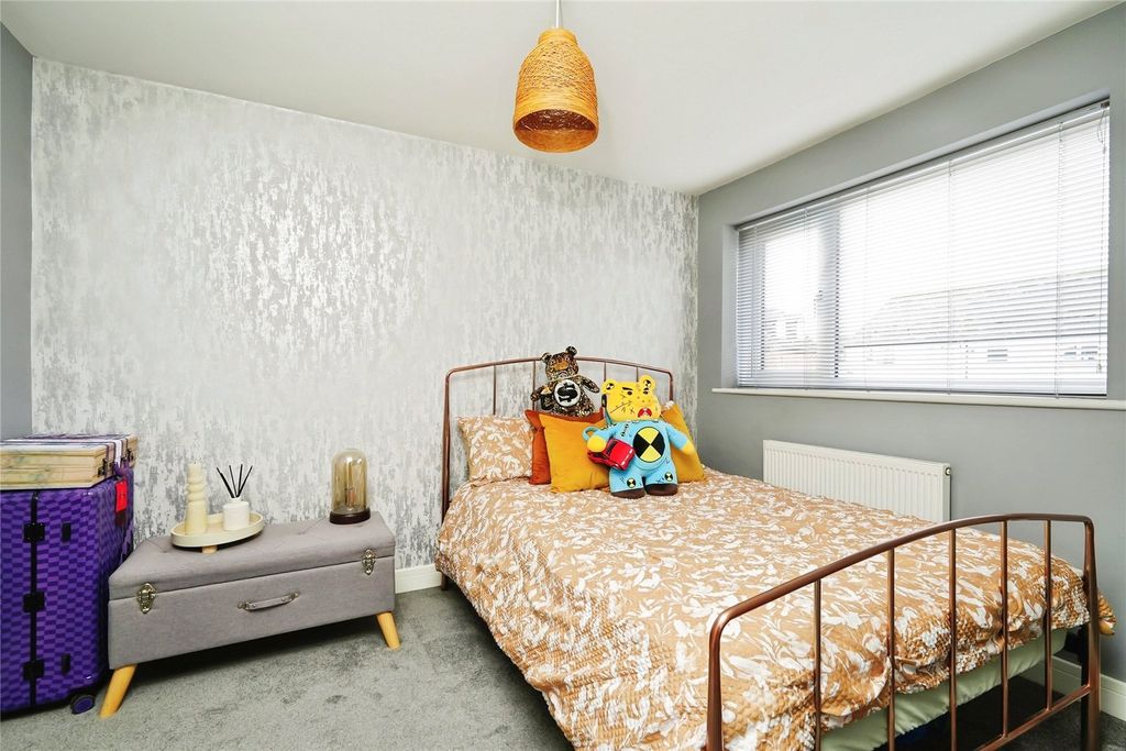 Additional image 19 of 3 bed semi-detached house for saleChichester Close, Bicester, Oxfordshire OX26